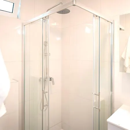 Feelhvar Along Bluelagoon شقة هفار